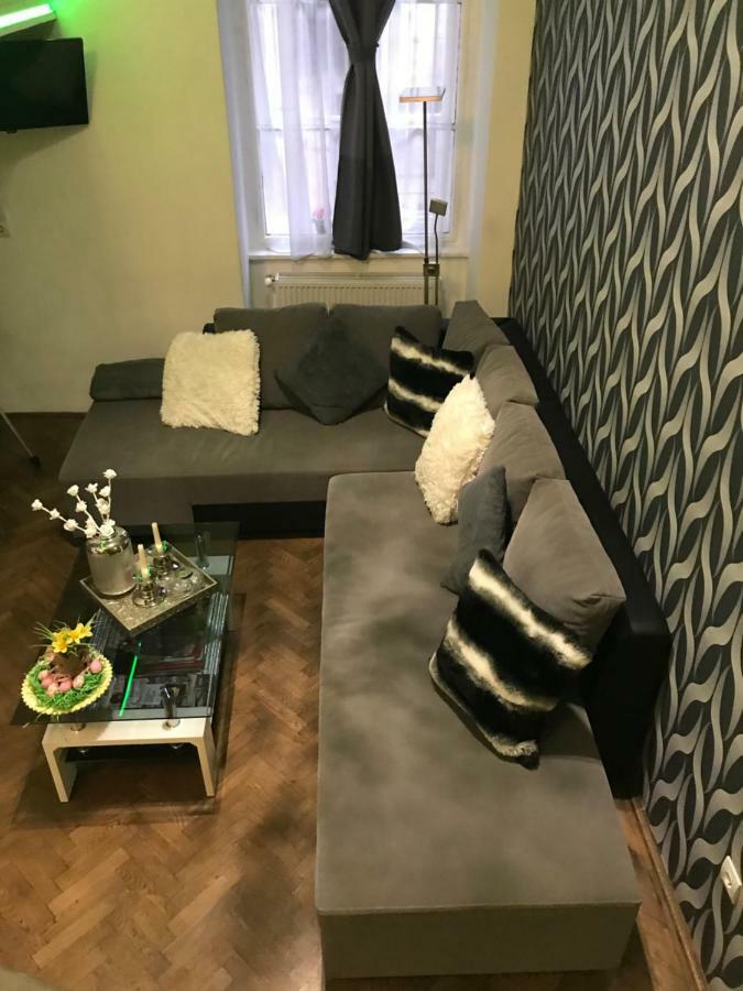 Feel Different Apartment Budapest Exterior foto