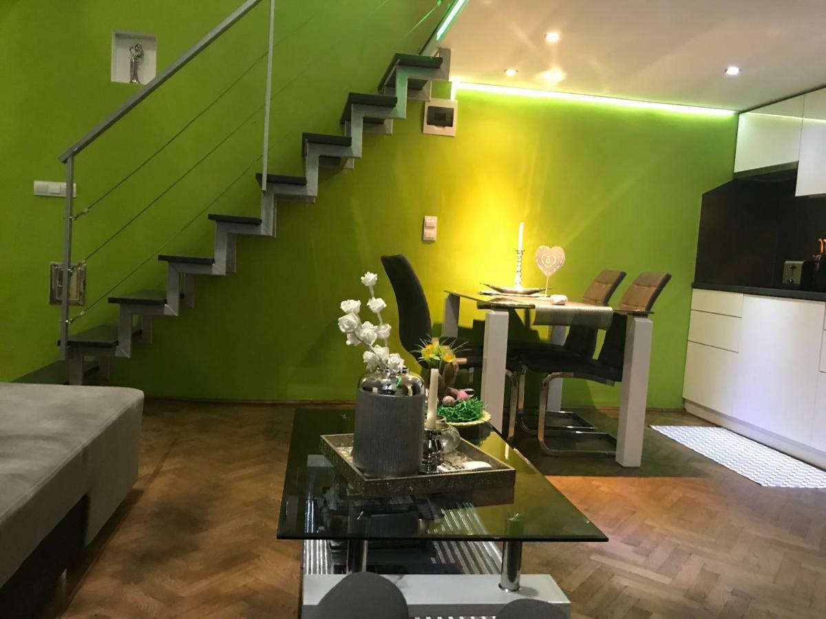 Feel Different Apartment Budapest Exterior foto